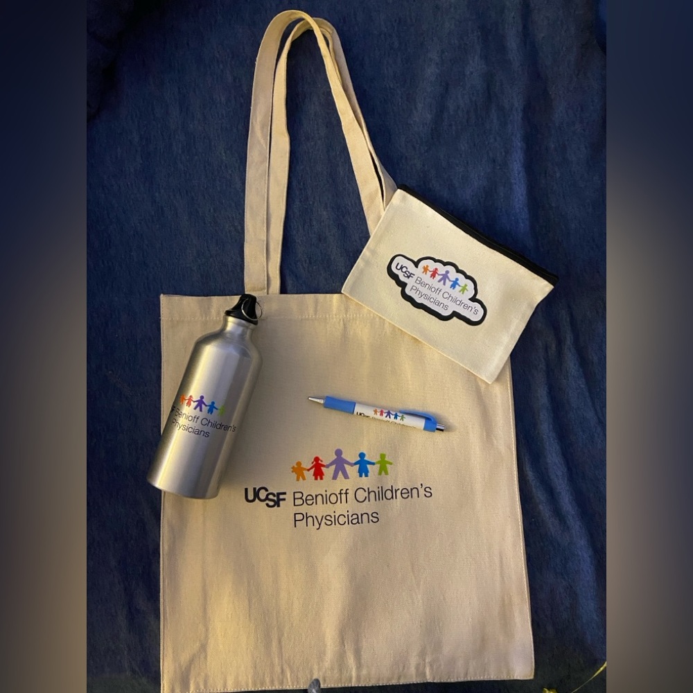 NWOT UCSF Benioff Children’s Physicians swag